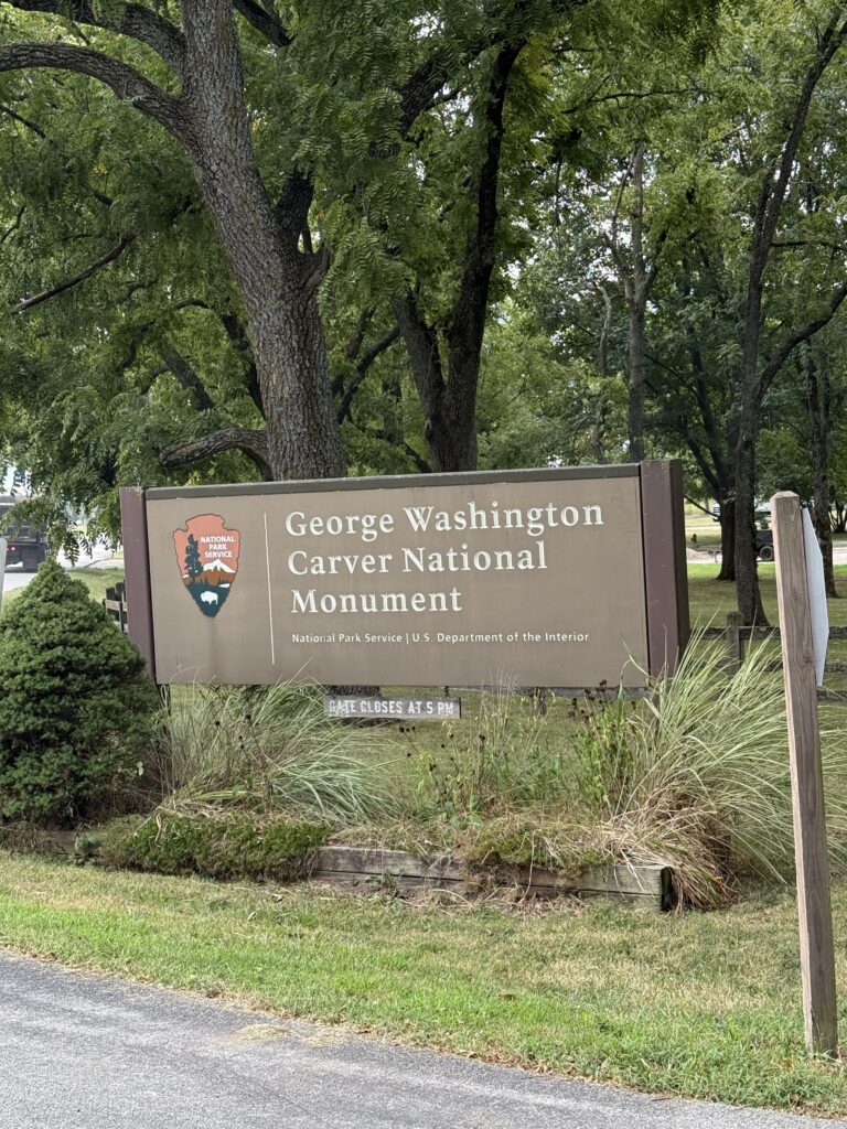 GWCNM - sign