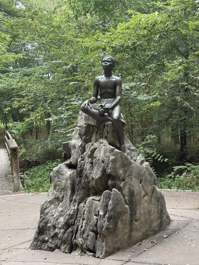 GWCNM - statue