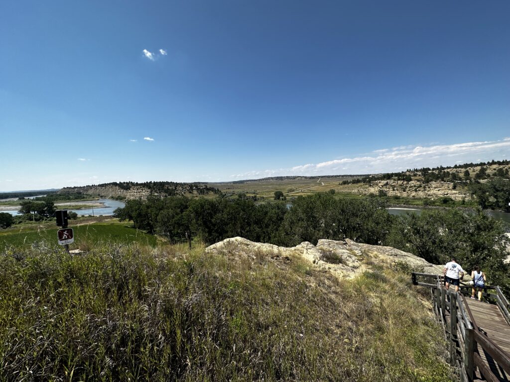Pompeys Pillar - view