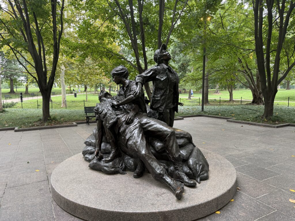 VVM - Womens Memorial The Vietnam Women’s Memorial — three uniformed women and a wounded soldier, Washington DC